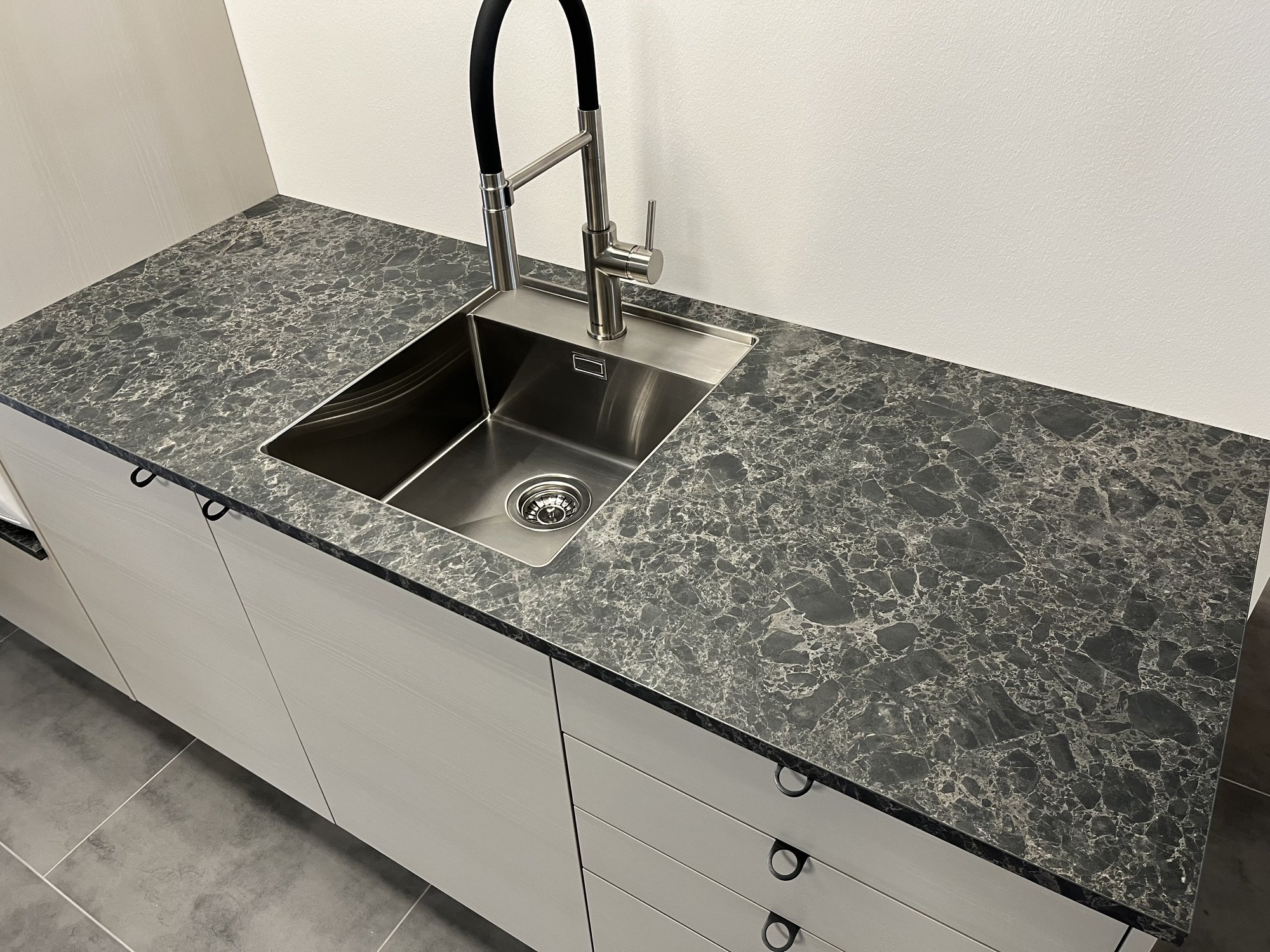 Inspiration: Kings Marble Green Laminat bordplade efter mål - Marmorlook bordplader