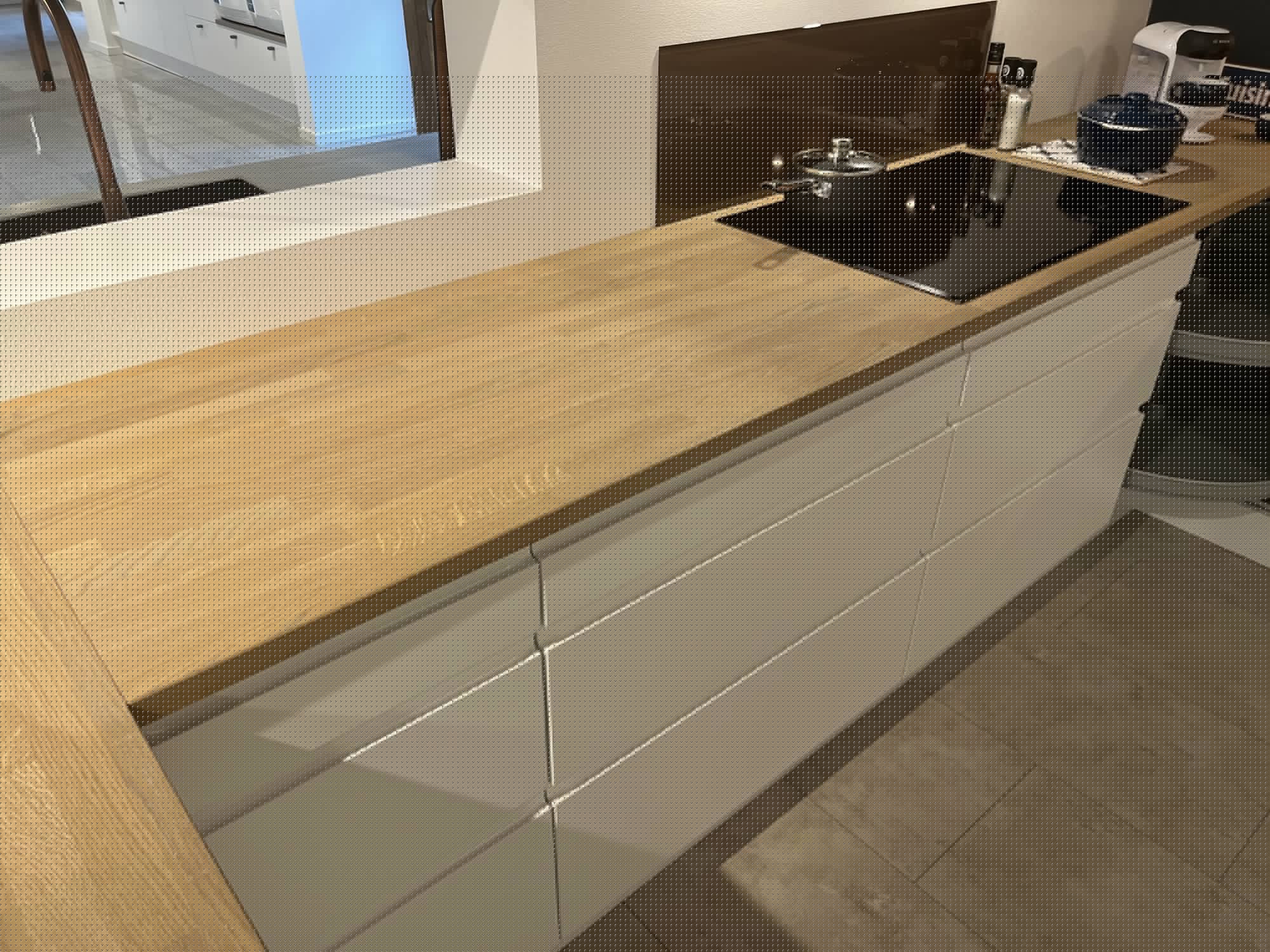 Oak_short Stave_white Oil Massivtrae bordplade i miljø - leveret af Min Bordplade - Trælook bordplader